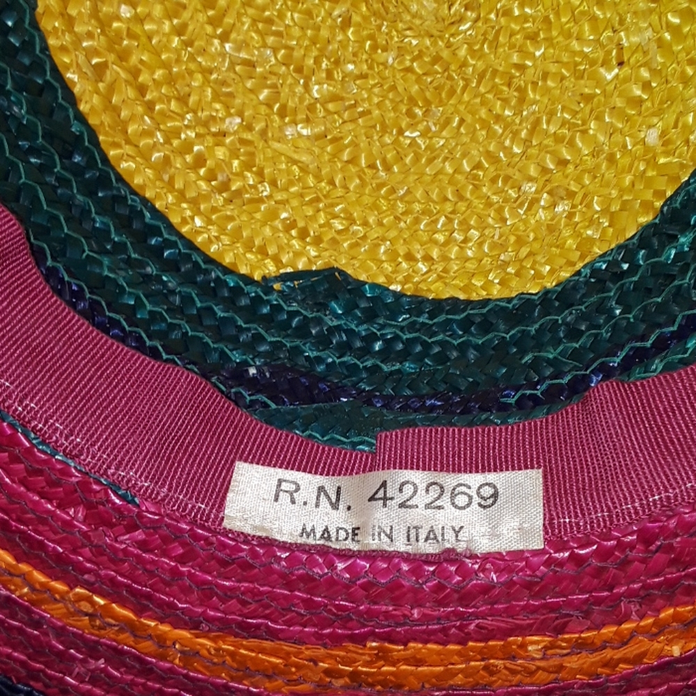 Italian hat - Picture 3 of 3
